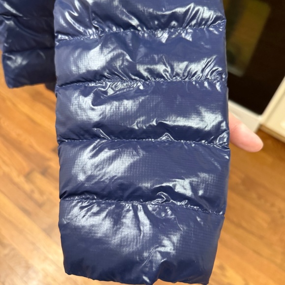 Vineyard Vines Women’s Puffer Jacket Size Medium - Picture 5 of 10